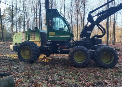 Harwester John Deere 1270 D