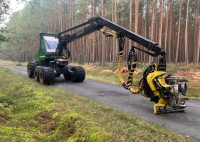 Harwester John Deere 1070D