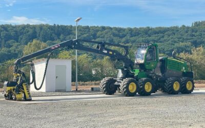 Harvester John Deere 1270 G 8W