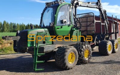 Forwarder John Deere 810 E