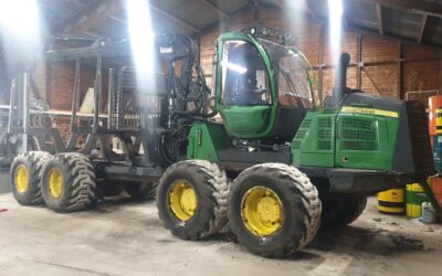 Forwarder John Deere 1210 E