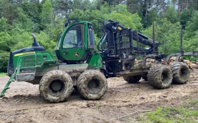 Forwarder John Deere 1510 G