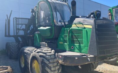 Forwarder John Deere 1210 E